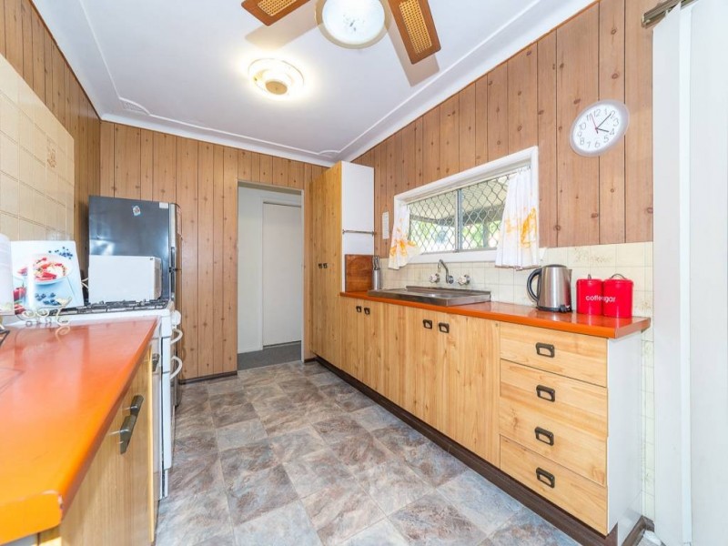 37 orange parade, Wyoming NSW 2250