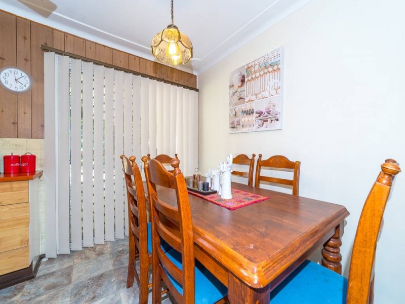 37 orange parade, Wyoming NSW 2250