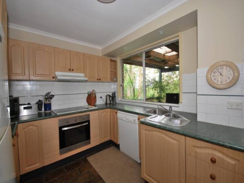 51 Rain Forest Road, Wyoming NSW 2250