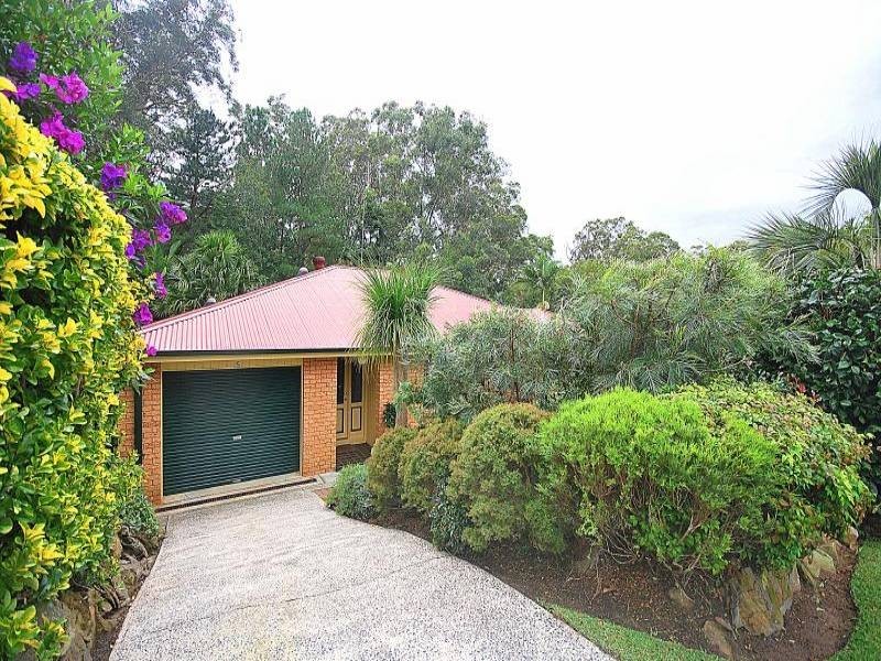 5 Fragar Avenue, Wyoming NSW 2250