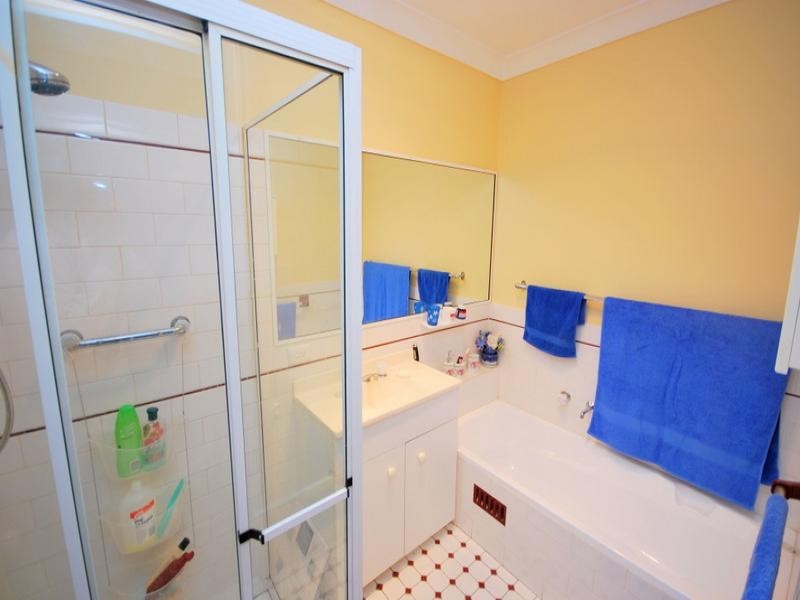 17/31 Cary Street, Wyoming NSW 2250