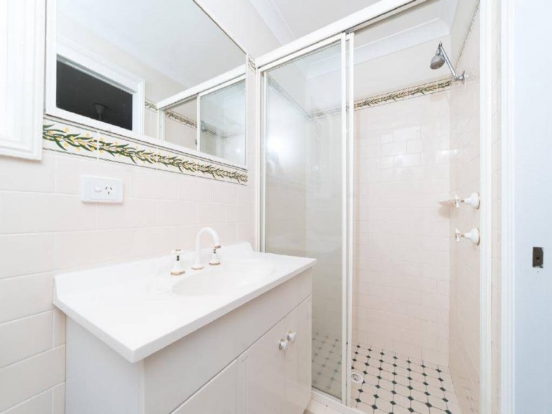 20 Woodbine Close, Lisarow NSW 2250