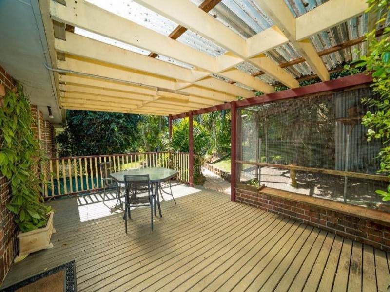 20 Woodbine Close, Lisarow NSW 2250