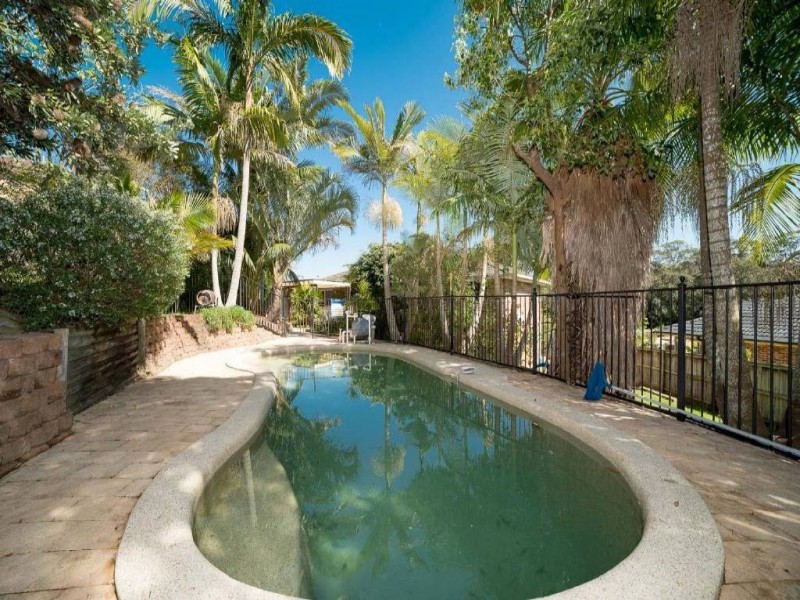 20 Woodbine Close, Lisarow NSW 2250