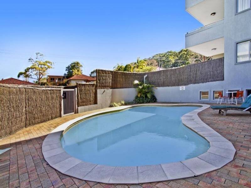 4/13-15 Moore Street, West Gosford NSW 2250