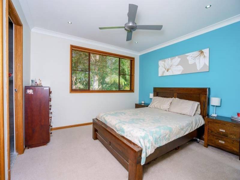 22 Malison Street, Wyoming NSW 2250