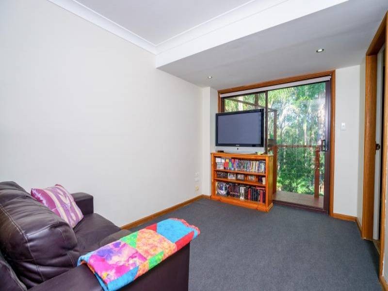 22 Malison Street, Wyoming NSW 2250