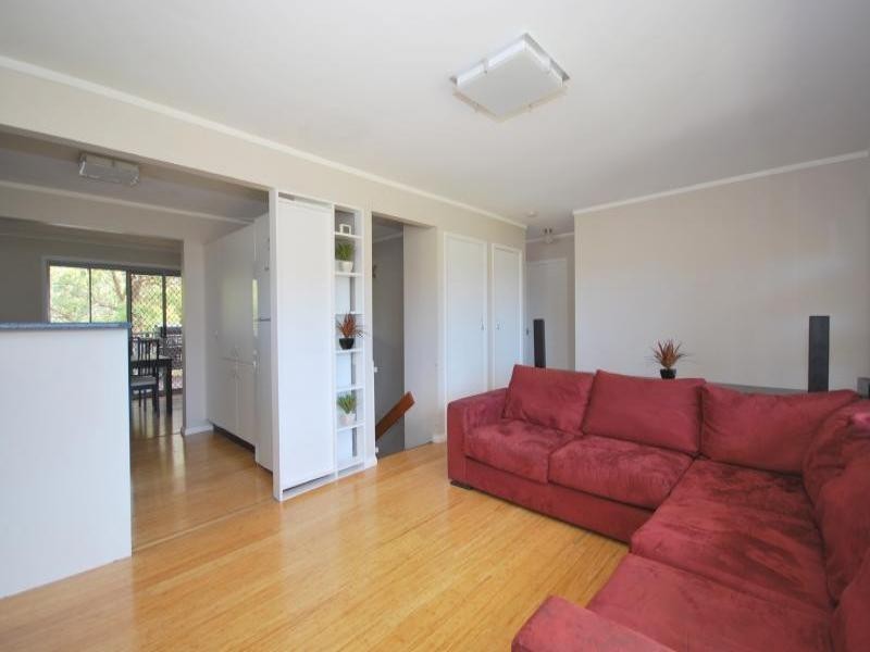 3 Murrumbooee Place, Tascott NSW 2250