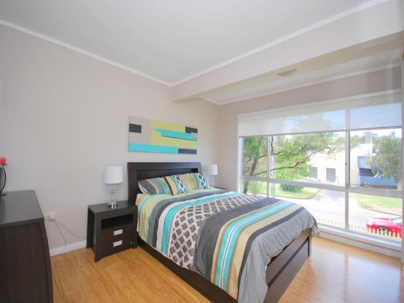 3 Murrumbooee Place, Tascott NSW 2250