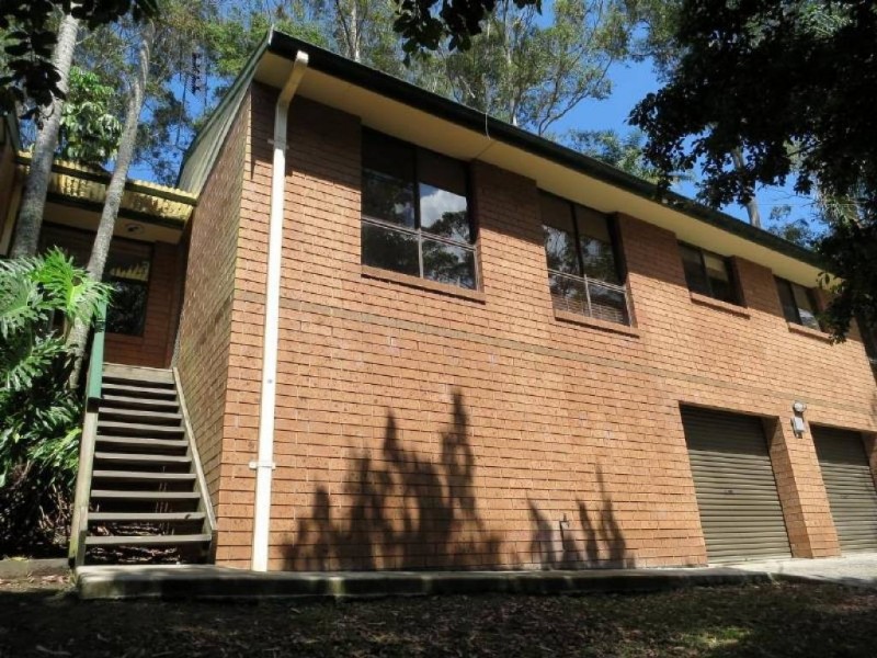 2/43 Rainforest Road, Wyoming NSW 2250