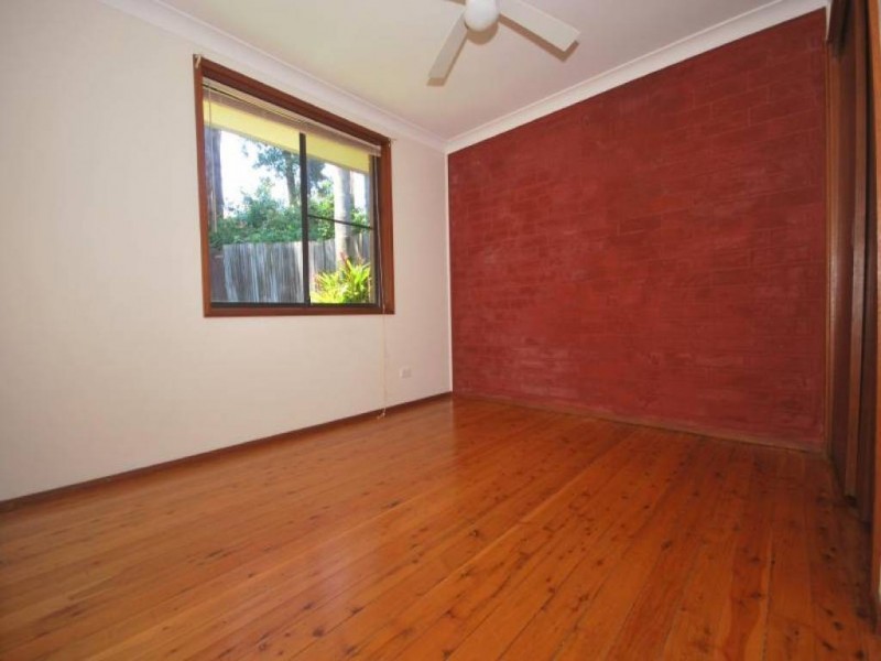 2/43 Rainforest Road, Wyoming NSW 2250