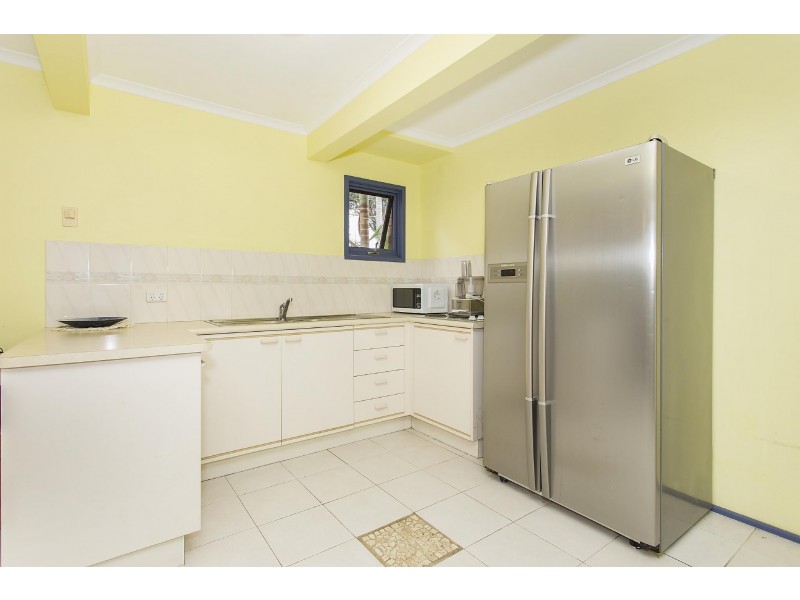 22 Holly Ave, Narara NSW 2250