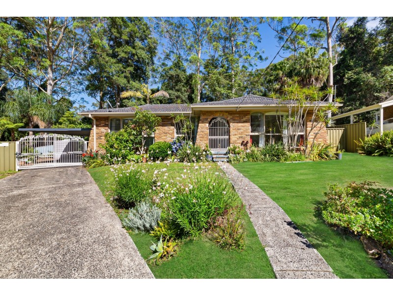 3 Paperbark Close, Wyoming NSW 2250