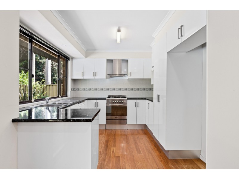 3 Paperbark Close, Wyoming NSW 2250