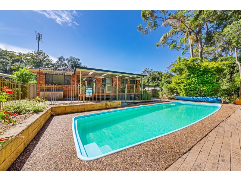3 Paperbark Close, Wyoming NSW 2250