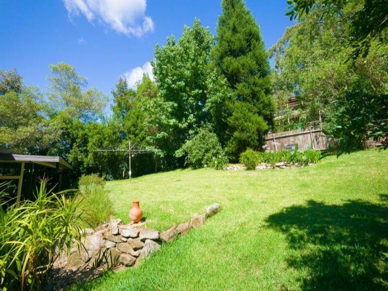 9 Heather Crescent, Wyoming NSW 2250