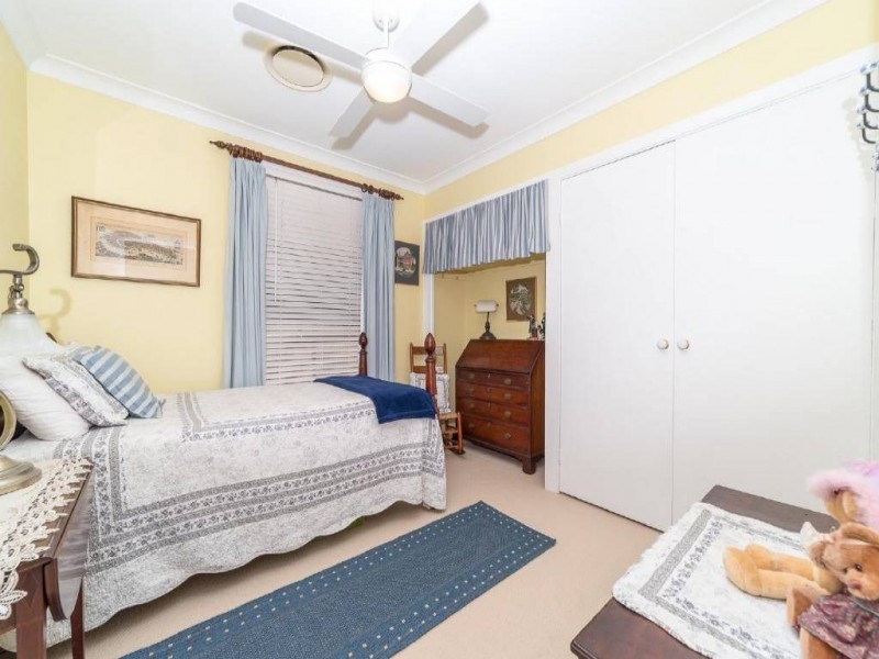 79 Hanlan Street (North), Narara NSW 2250