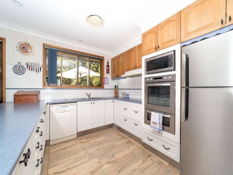 79 Hanlan Street (North), Narara NSW 2250