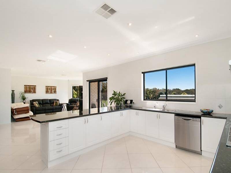 140 Hallards Road, Central Mangrove NSW 2250