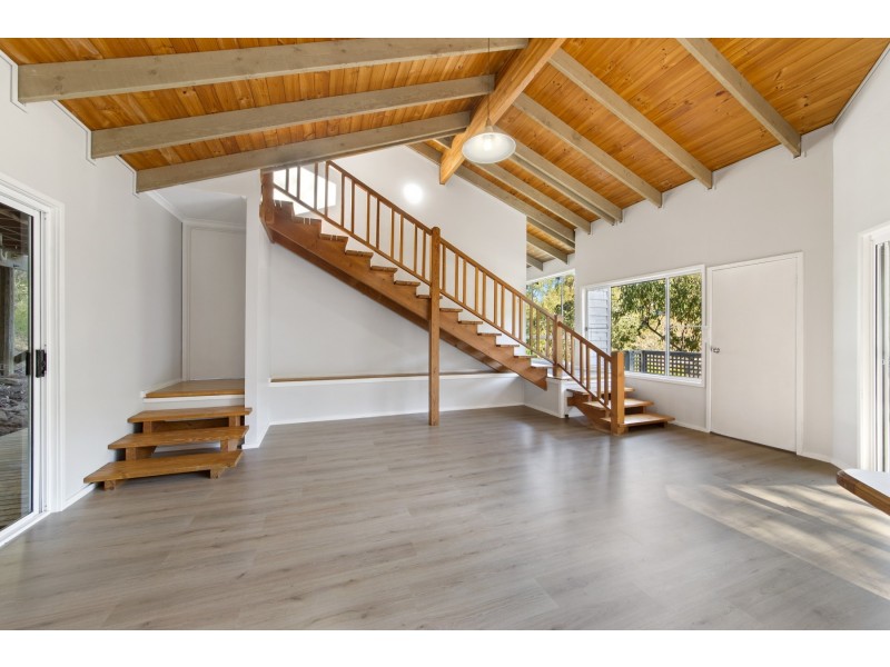 31 Melaleuca Crescent, Tascott NSW 2250