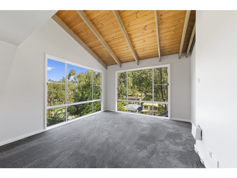 31 Melaleuca Crescent, Tascott NSW 2250