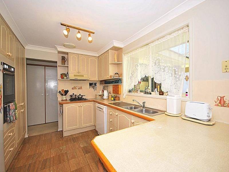 5 Haggerty Close, Narara NSW 2250
