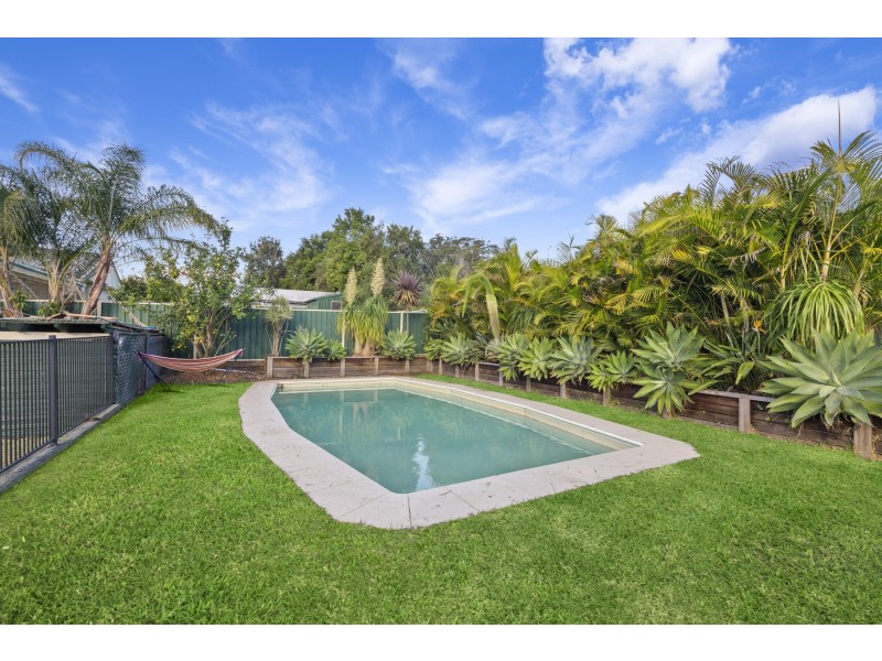 34 Dalton Street, Wyoming NSW 2250