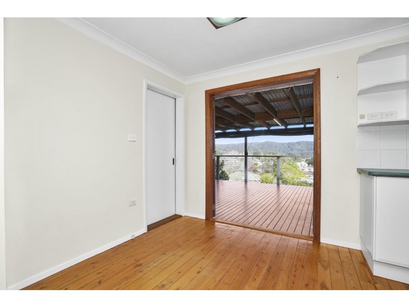 69 Crawford Crescent, Wyoming NSW 2250