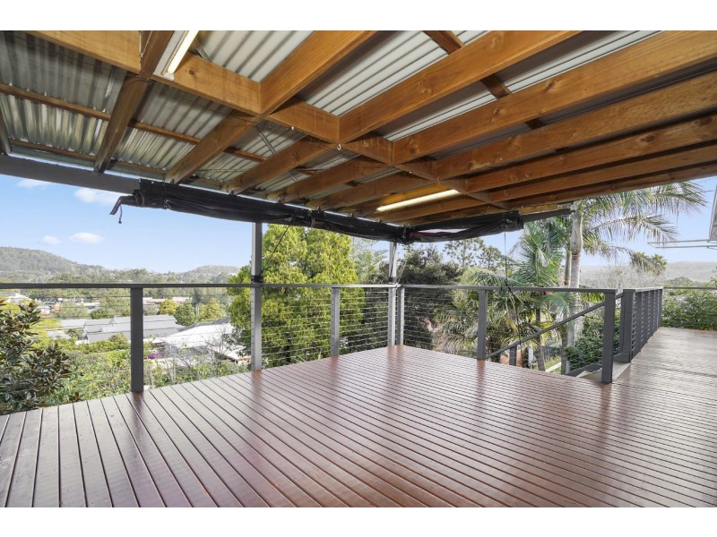 69 Crawford Crescent, Wyoming NSW 2250