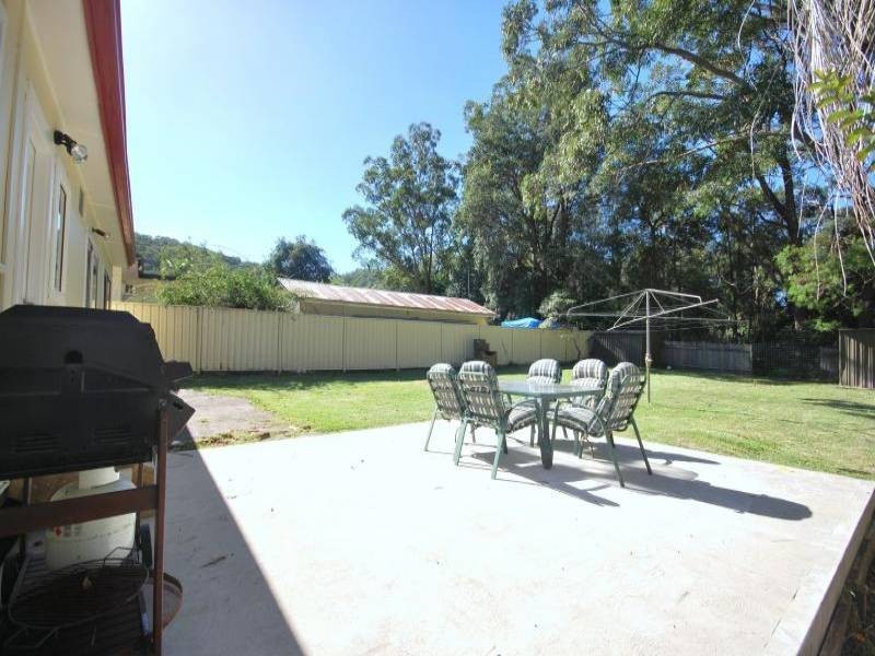 10 Lynnette Crescent, East Gosford NSW 2250