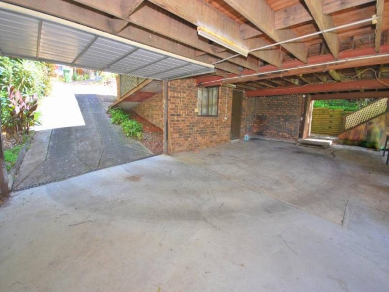 6 Gregory Street, Wyoming NSW 2250