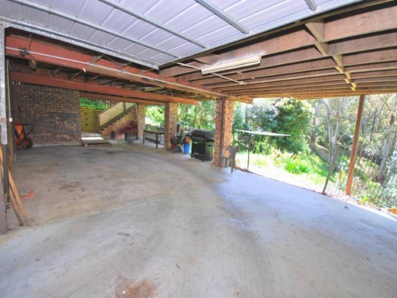6 Gregory Street, Wyoming NSW 2250