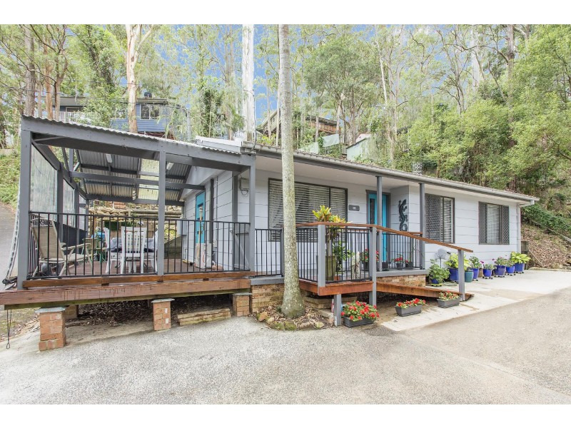 33 Oakglen Road, North Gosford NSW 2250