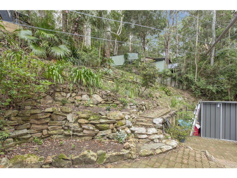 33 Oakglen Road, North Gosford NSW 2250
