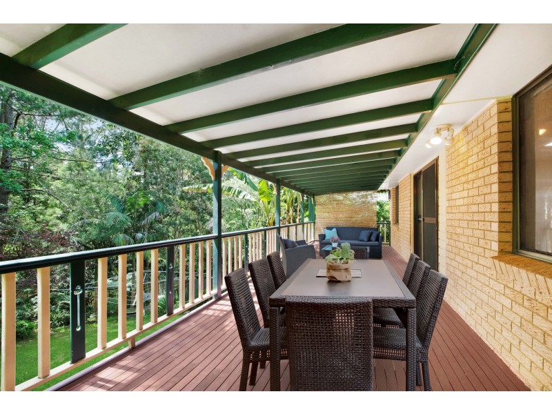 5 Fragar Avenue, Wyoming NSW 2250