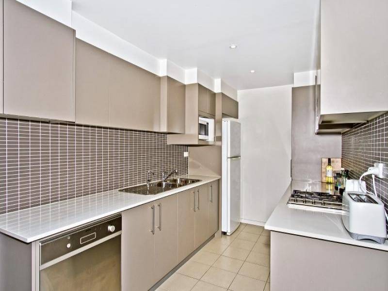 17/24-26 Watt Street, Gosford NSW 2250