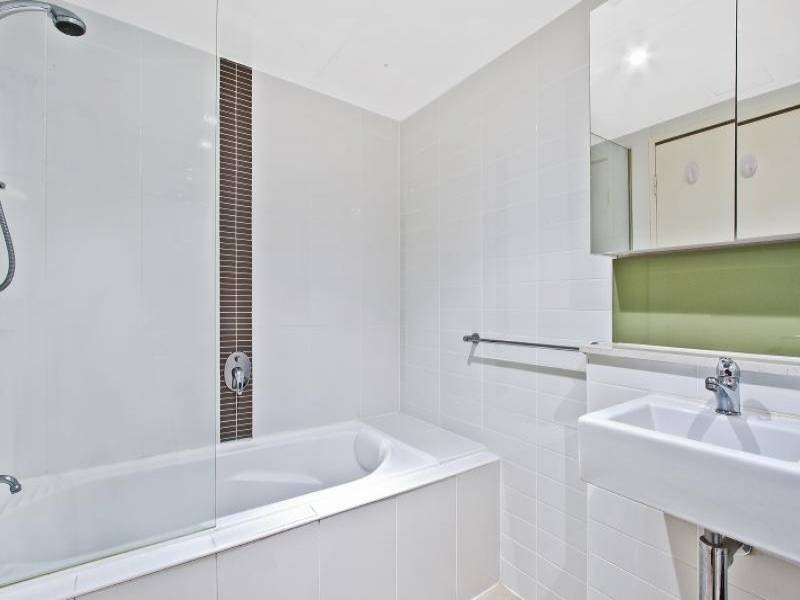 17/24-26 Watt Street, Gosford NSW 2250