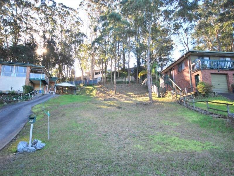 24 Roselands Avenue, Wyoming NSW 2250