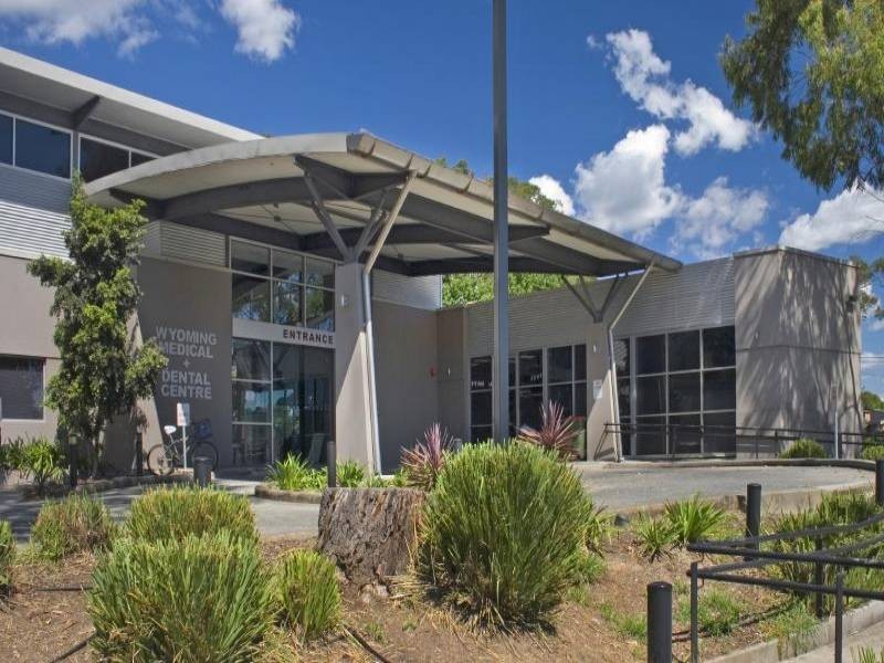 24 Roselands Avenue, Wyoming NSW 2250