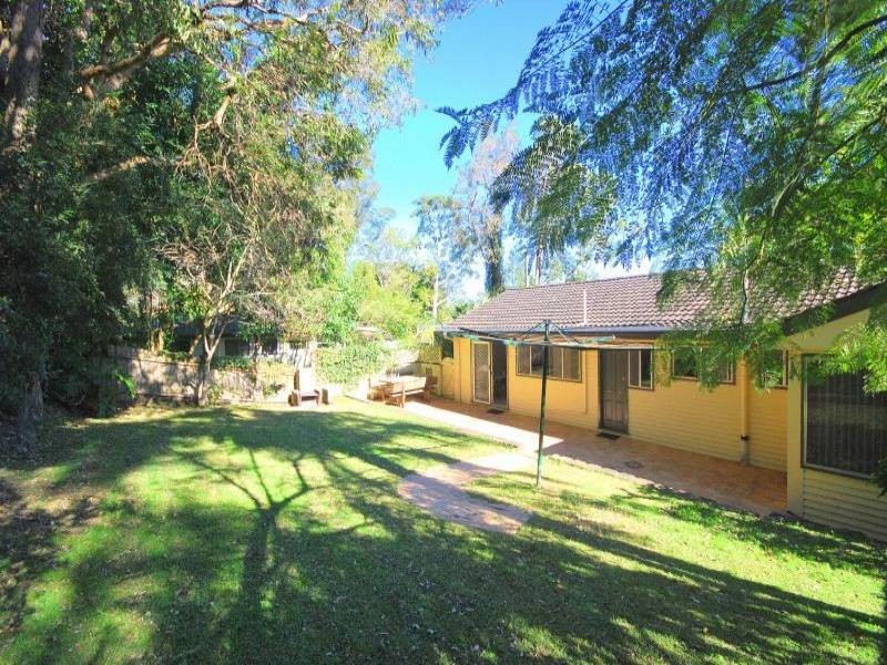 10 Joyce Avenue, Wyoming NSW 2250