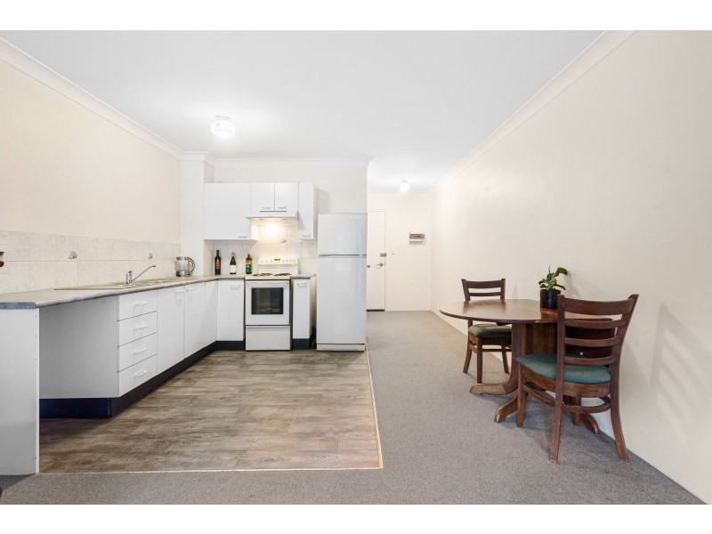 36/145 Faunce Street, Gosford NSW 2250