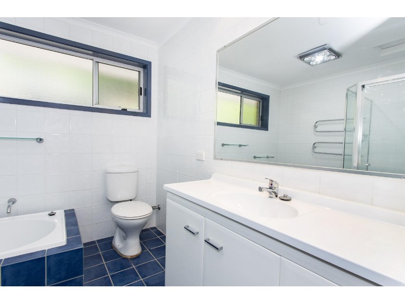 18 Nalkari Avenue, Wyoming NSW 2250