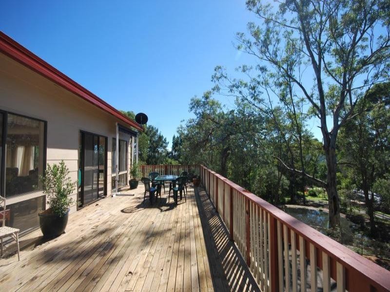 34 Ourimbah Street, Lisarow NSW 2250