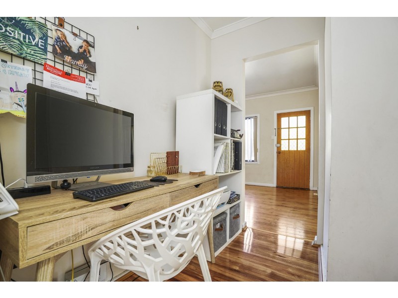 21 Dalton Street, Wyoming NSW 2250