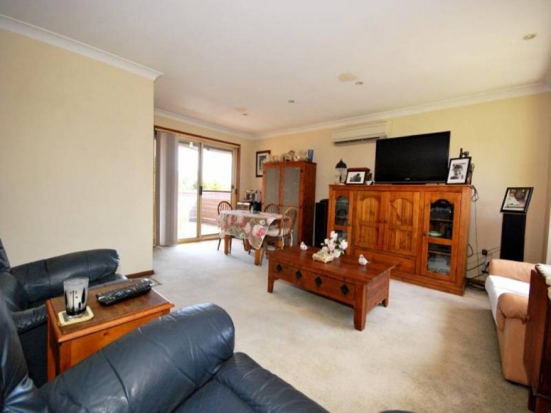 57 Casey Crescent, Kariong NSW 2250