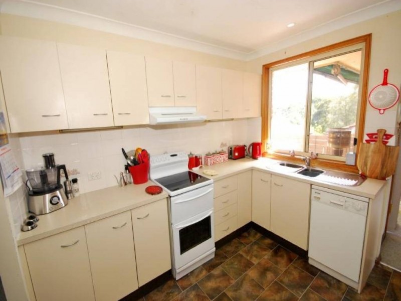 57 Casey Crescent, Kariong NSW 2250