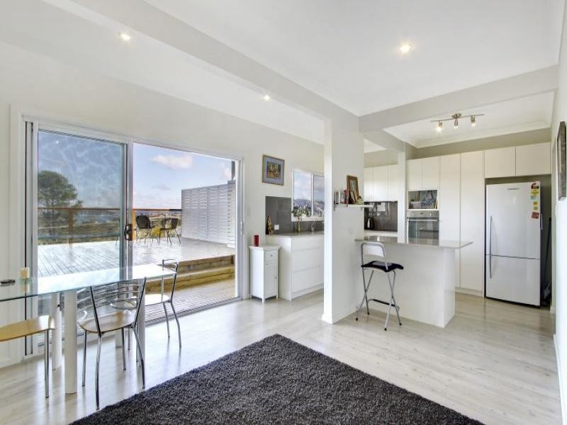 33 Headlam Parade, Springfield NSW 2250