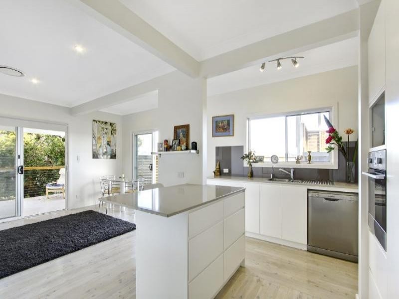 33 Headlam Parade, Springfield NSW 2250