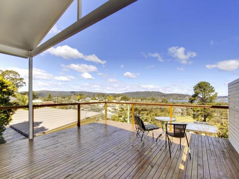 33 Headlam Parade, Springfield NSW 2250