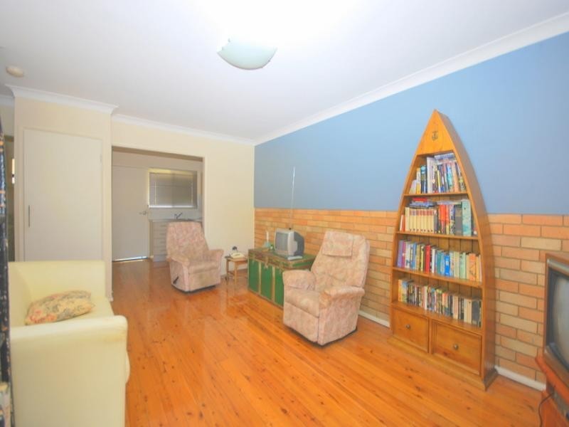 1/9 Lushington Street, East Gosford NSW 2250